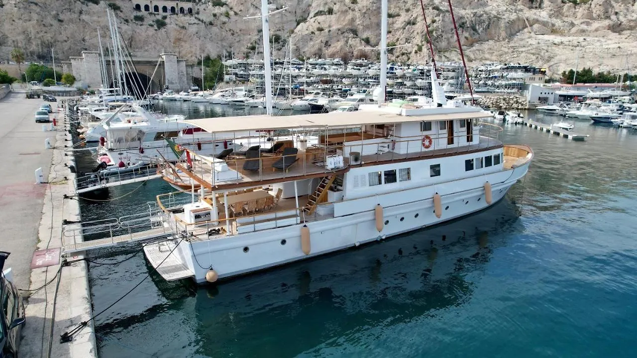 Magnifique Yacht Au Coeur Du Vieux Port Hotel Marselha 0*,